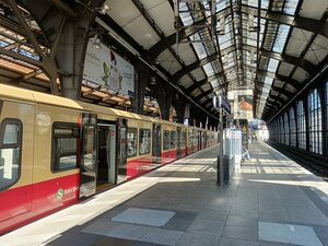 S-bahn Station