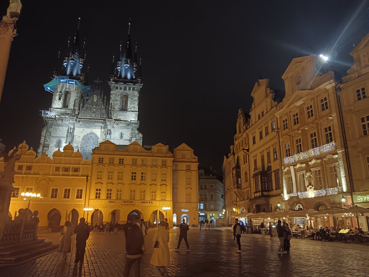 Staroměstské náměstí, Old Town Square